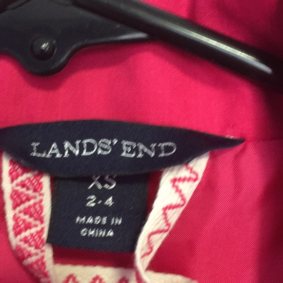 Lands end rain jacket. size 2-4. Looks brand new. - Picture 2 of 8